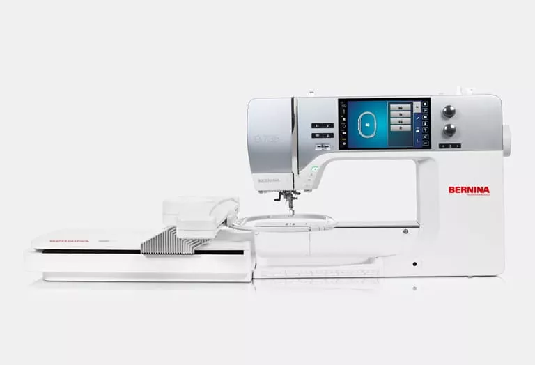 Bernina 735 — цветной сенсорный экран