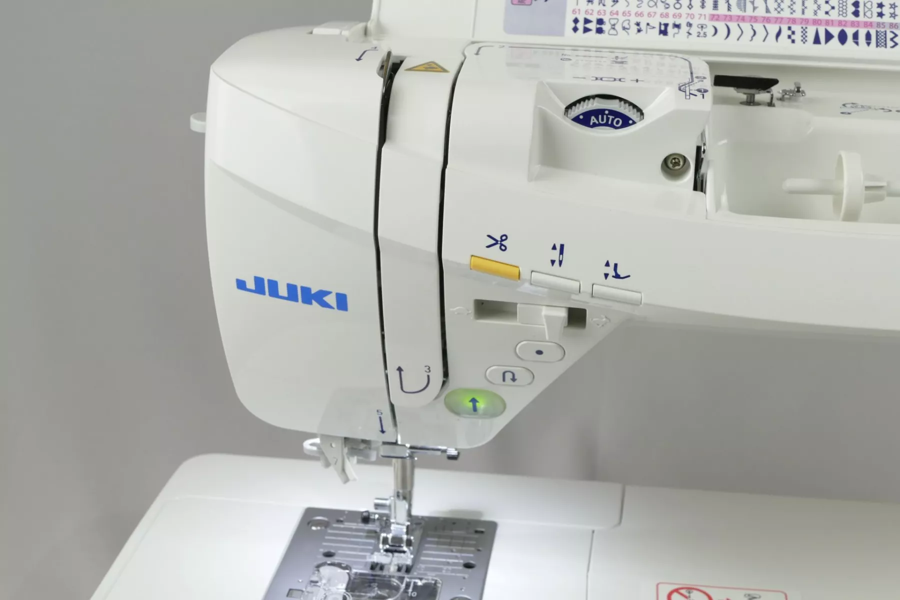 Juki HZL DX5 — кнопки автозакрепки и обрезки нити