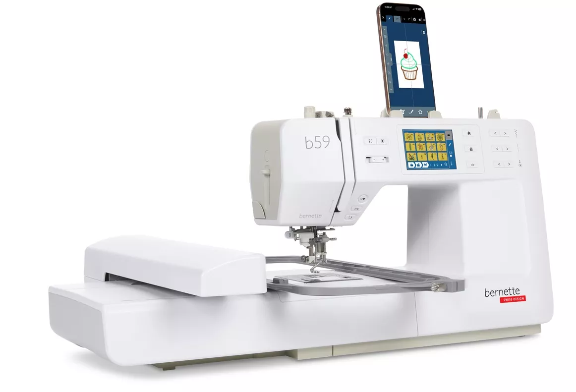 Приложение StitchDirect передаёт дизайн на Bernette b59 по Wi-Fi