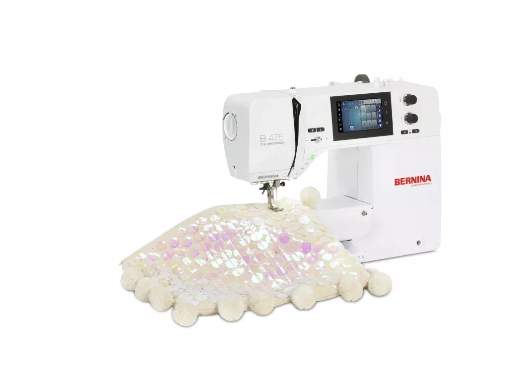 Bernina 475 QE — работа с фактурной тканью