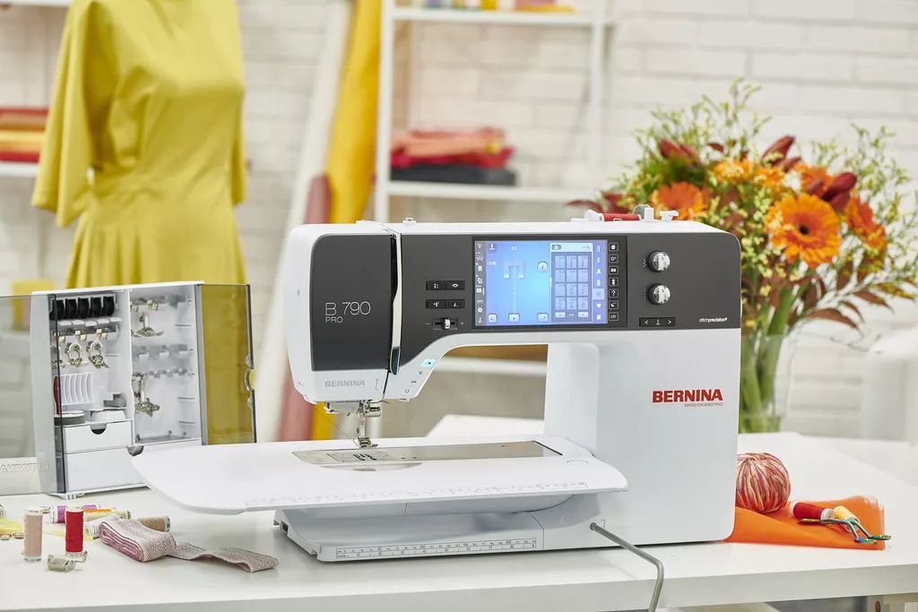 BERNINA 790 PRO в рабочей студии