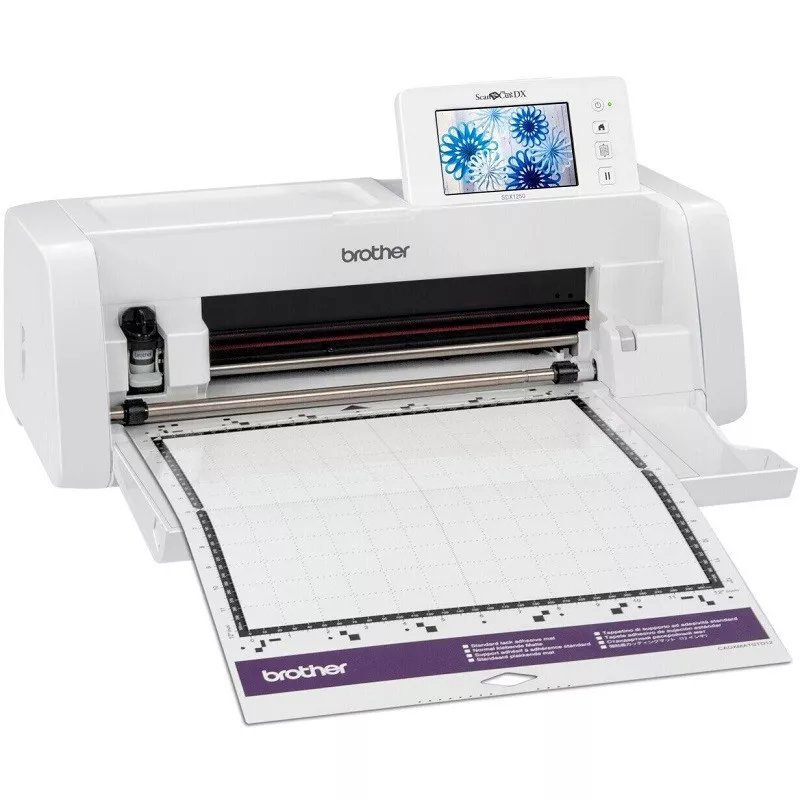 Brother SDX 1250 ScanNCut с раскройным матом