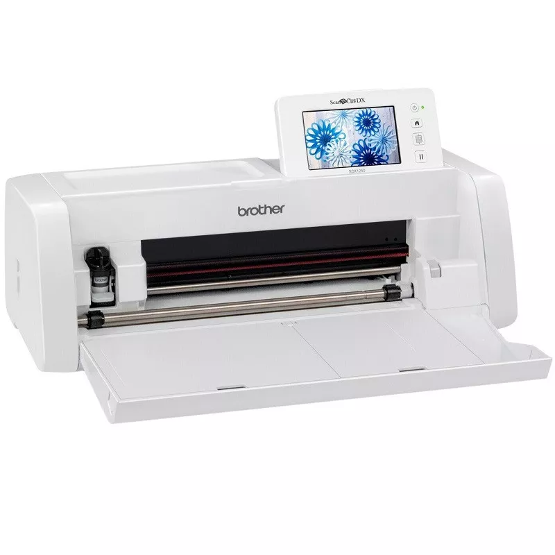 Brother SDX 1250 ScanNCut — вид спереди