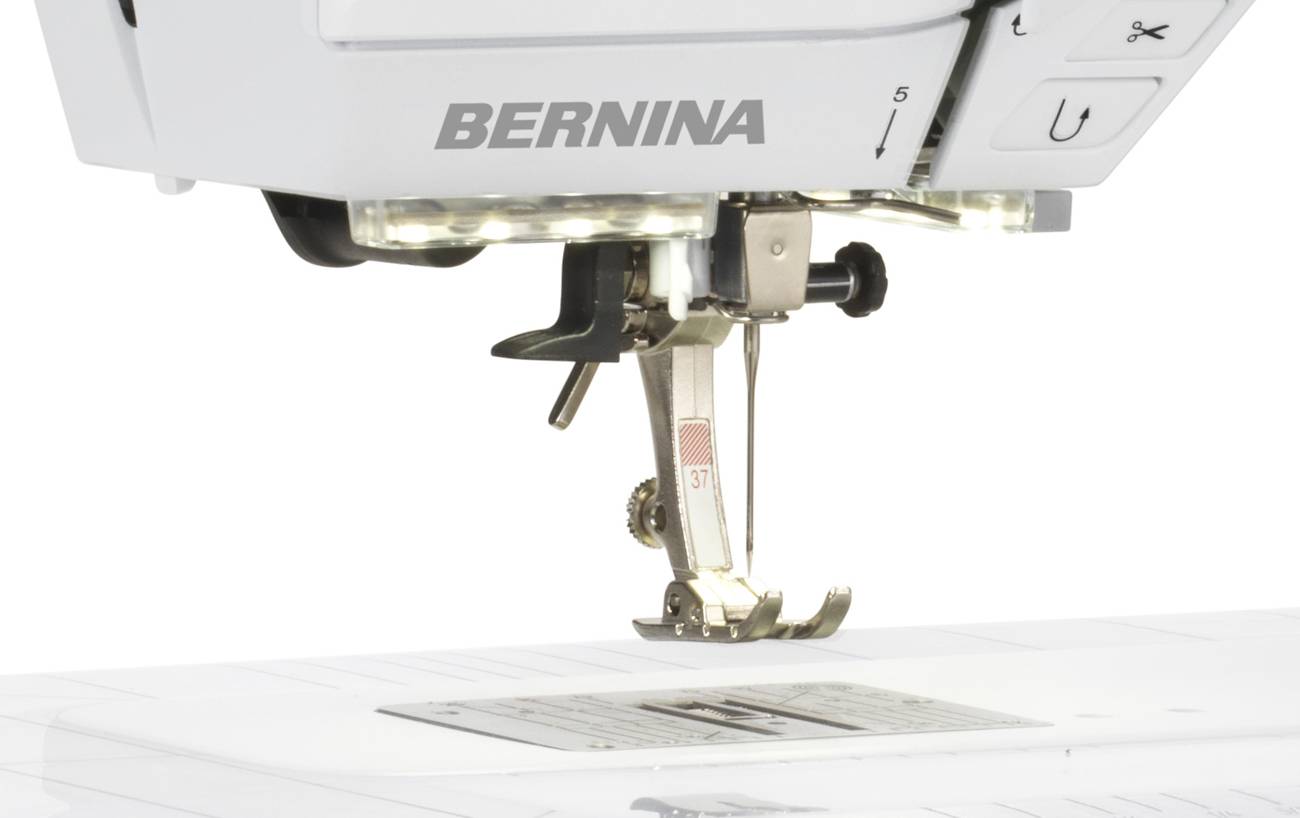Bernina 475 QE — лапка для пэчворка №37