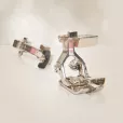 BERNINA 590 Crystal Edition — специальные лапки