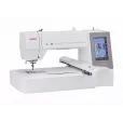 Janome Memory Craft 550E — вид спереди с вышивальным блоком