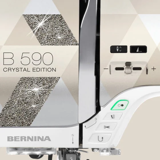 Bernina 590 Crystal Edition — лицевая панель с геометрическим узором и кнопками управления